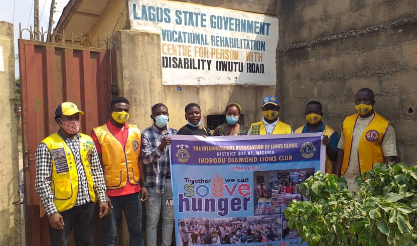 IKORODU DIAMOND LIONS CLUB DONATED FOOD ITEMS AND CLOTHES TO REHABILITATION CENTRE, OWUTU, IKORODU ~ INN Nigeria