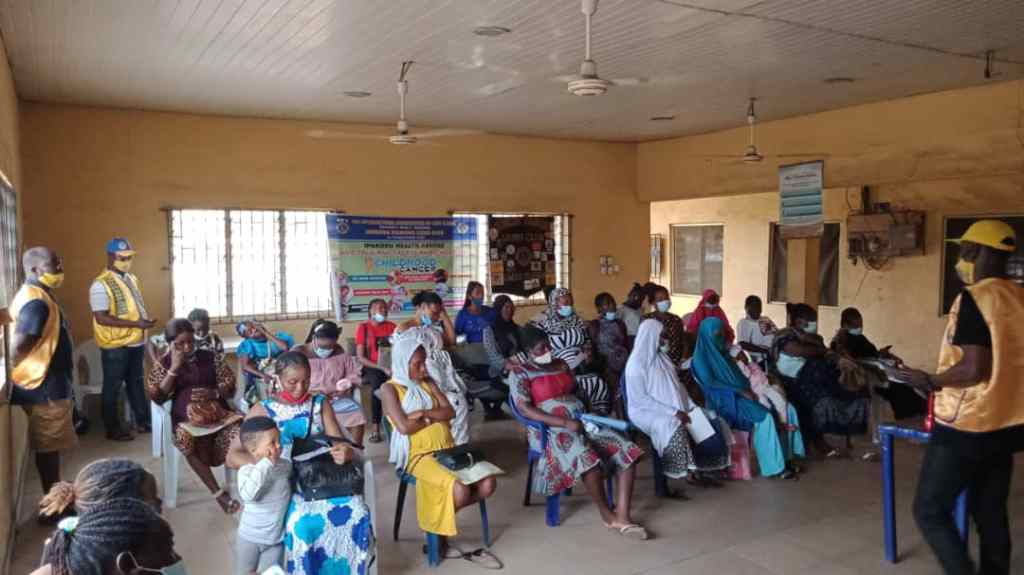 IKORODU DIAMOND LIONS CLUB GAVE LECTURES ON CHILDHOOD CANCER TO PREGNANT WOMEN AT IPAKODO IKORODU ®™✓ INN Nigeria