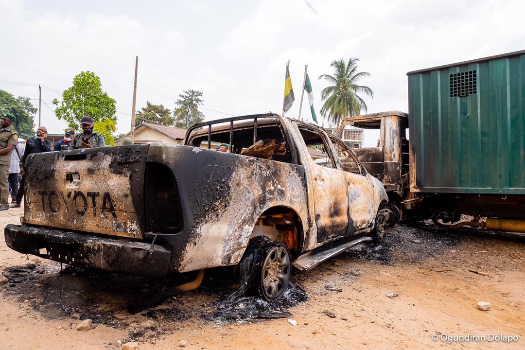 img 20210406 wa0035 Saddened by the report of the coordinated attacks on the Owerri Custodial Centre and the Imo State Command Headquarters of the Nigeria Police in the early hours of Monday, 5 April, 2021, the Minister of Interior, Ogbeni Rauf Aregbesola, has once again emphasized the grim resolve of the Federal Government to go after the perpetrators and bring the full weight of the law on them.
