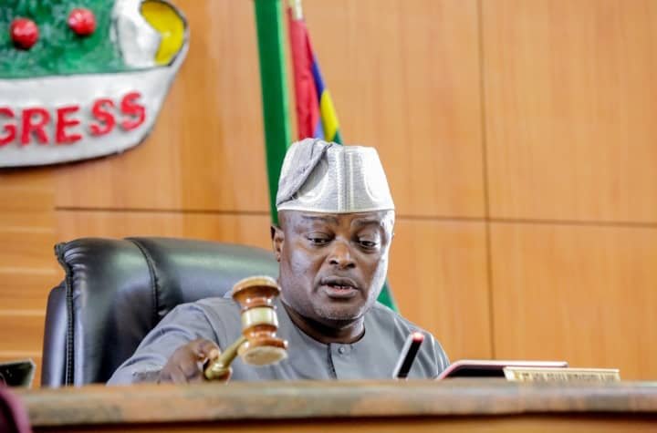 img 20220101 wa00191078234887822213838 The Speaker of the Lagos State House of Assembly, Rt. Hon. Mudashiru Obasa, has urged residents of the state and the citizens of Nigeria to enter the New Year with renewed vigour and hope for a better 2022.